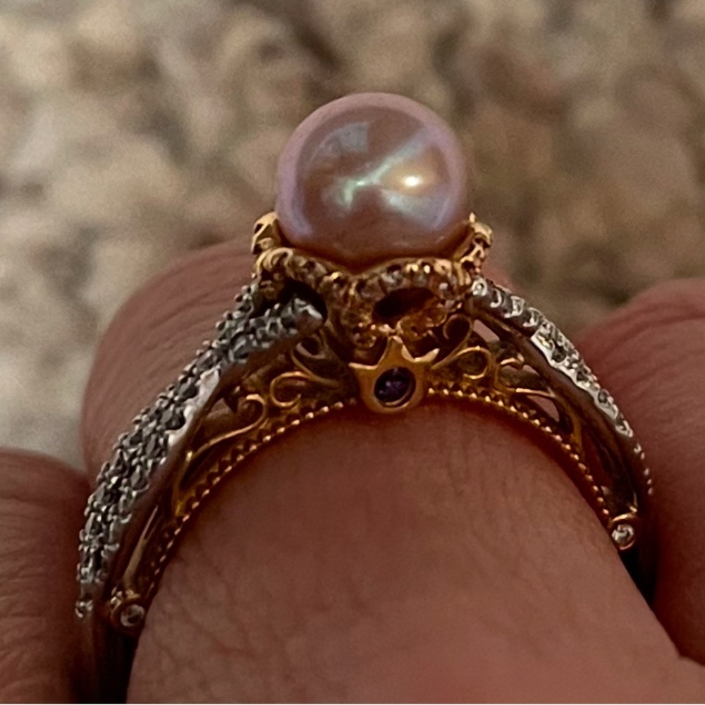 Verragio Gold and Cream Vintage Engagement Ring